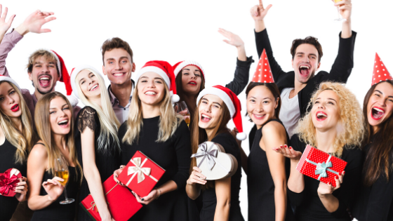 Недорогие подарки для большой компании 