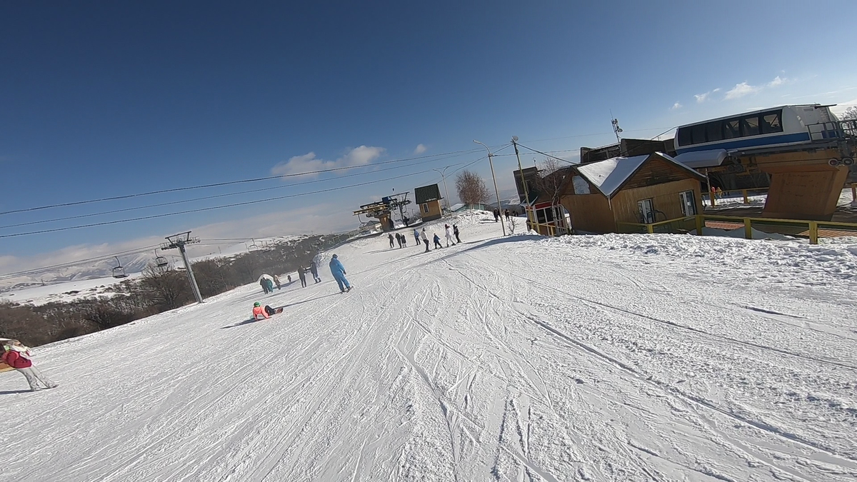 Горнолыжка в армении. Горнолыжка в армении. Горнолыжка в армении. Горнолыжка в армении. Армения горные лыжи цахкадзор.