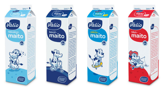 Корова даже рыбу ловит, а нам врали, что они травоядные. 