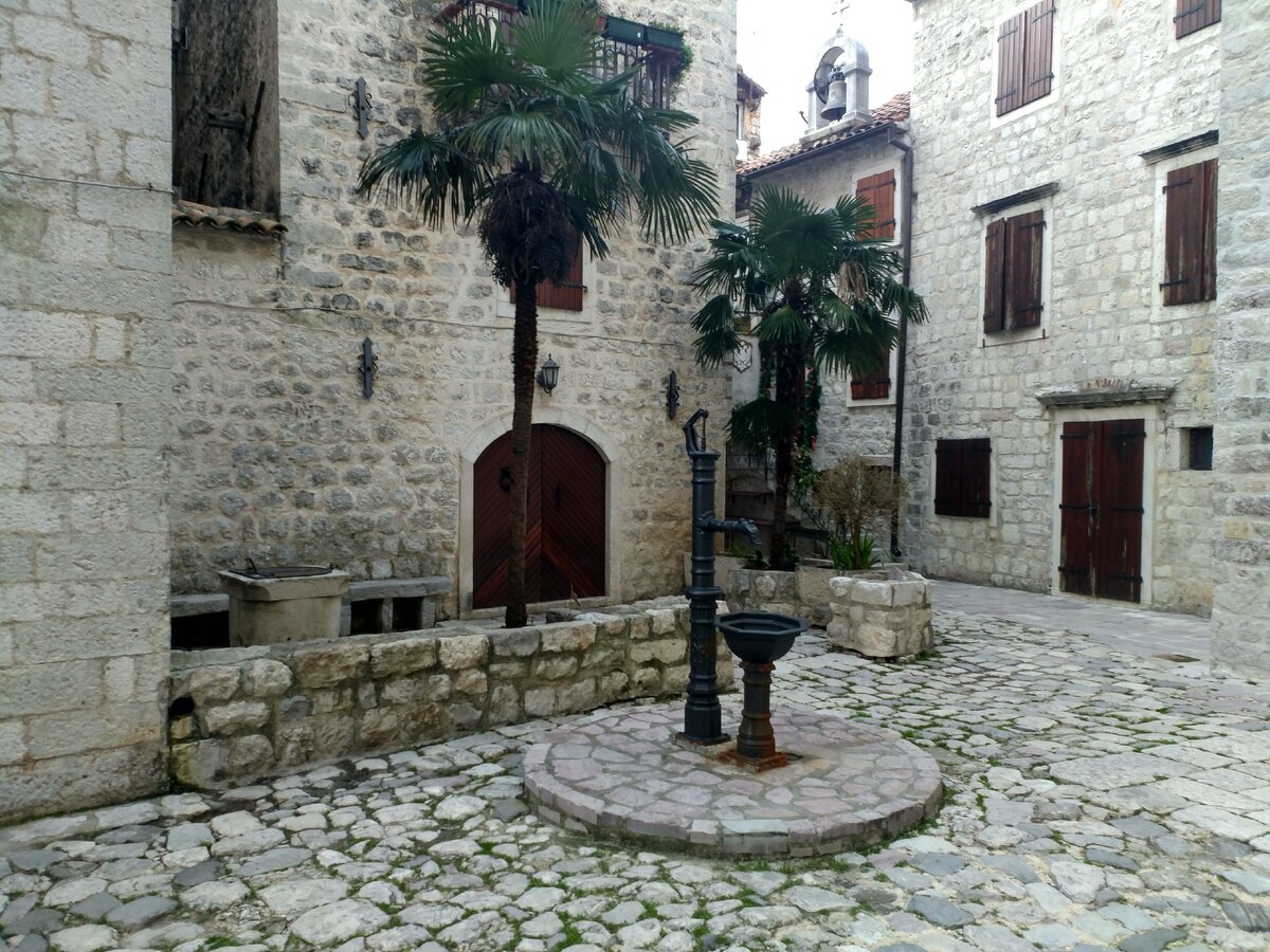 Старый город Котор. Фото автора