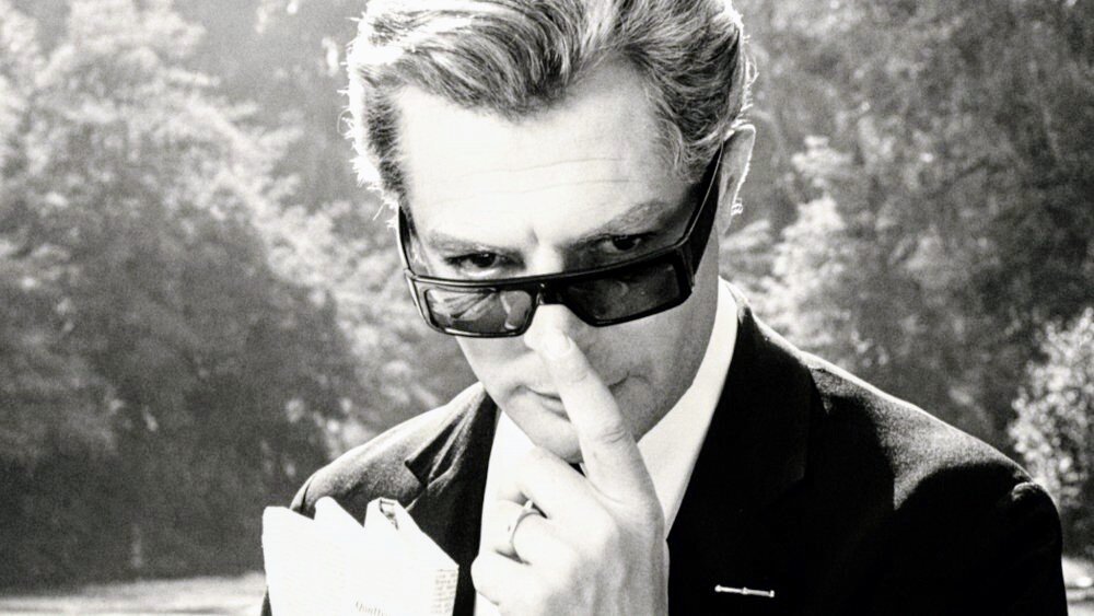 Главный герой - режиссер Гвидо Ансельми