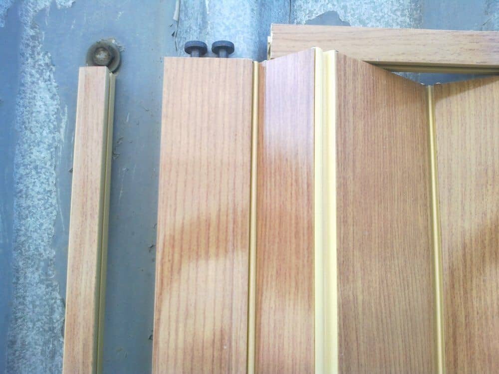 Дверь-гармошка своими руками: пошаговая инструкция по изготовлению
