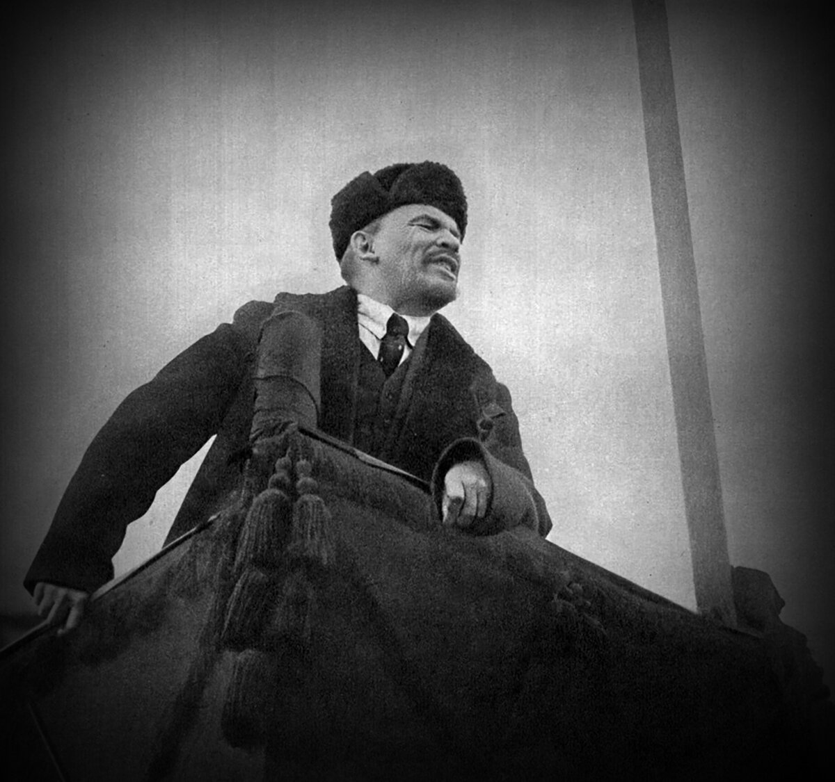 Почему ленин настаивал на переходе к новой. Фотографии Ленина при жизни.