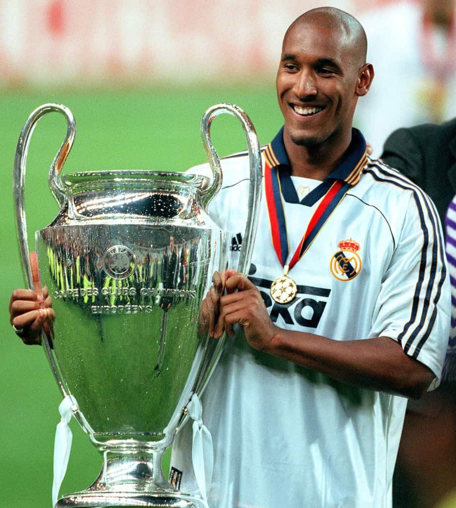 Статистика Анелька в "Реале": 33 матча, 7 голов.