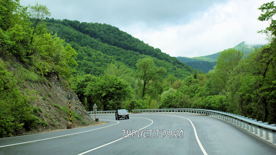 Трасса М4-Дон перед Михайловским перевалом. Краснодарский край