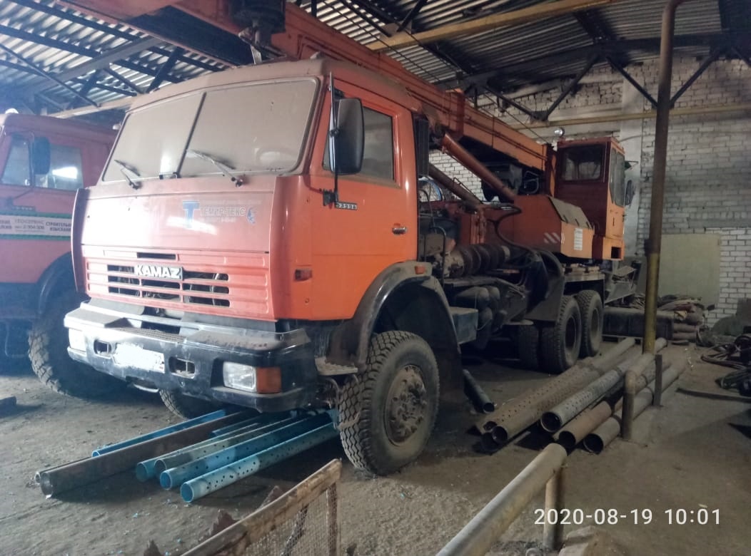 бурильно-крановую машину БКМ-1514; на шасси полноприводного КАМАЗа-53228