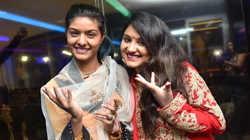 Nooran Sisters: Джиоти и Султана