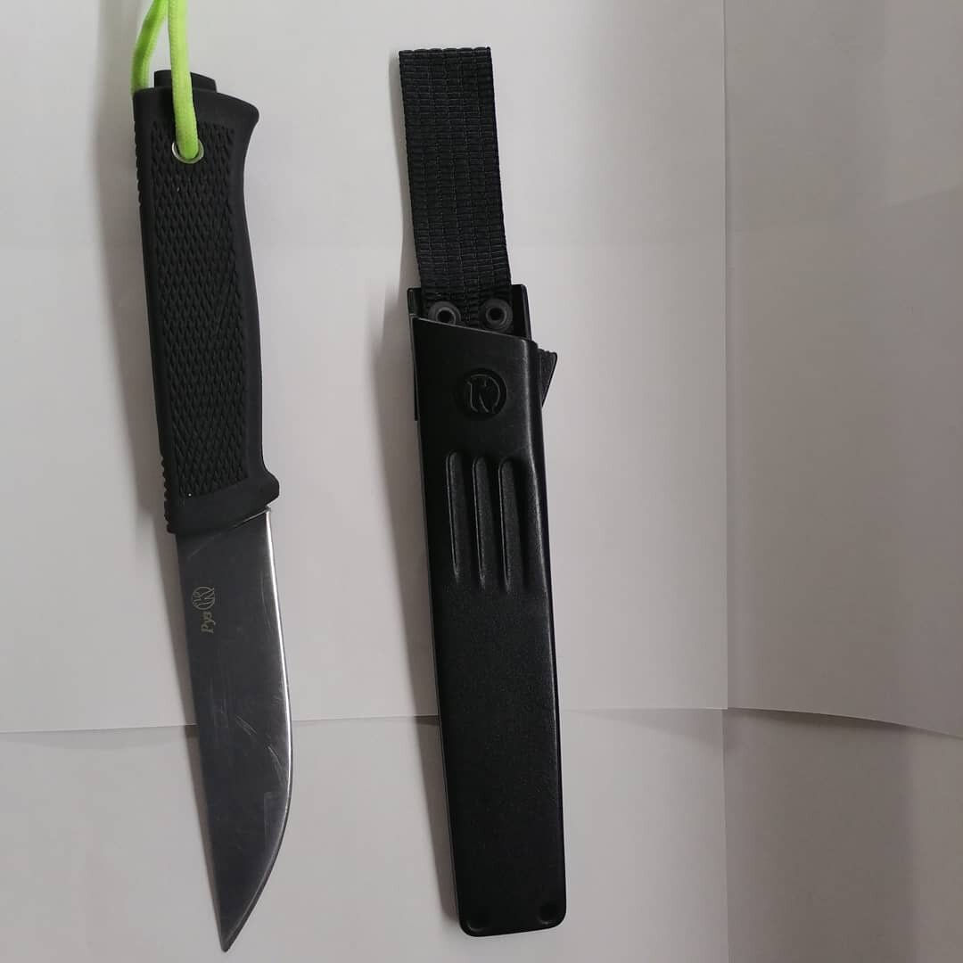 Согласитесь есть что то похожее. Что в ножнах что в рукояти.