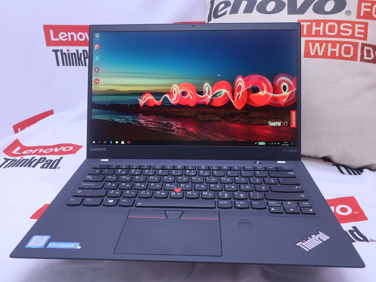 Внешний вид Lenovo ThinkPad X1 Carbon 5th Gen.