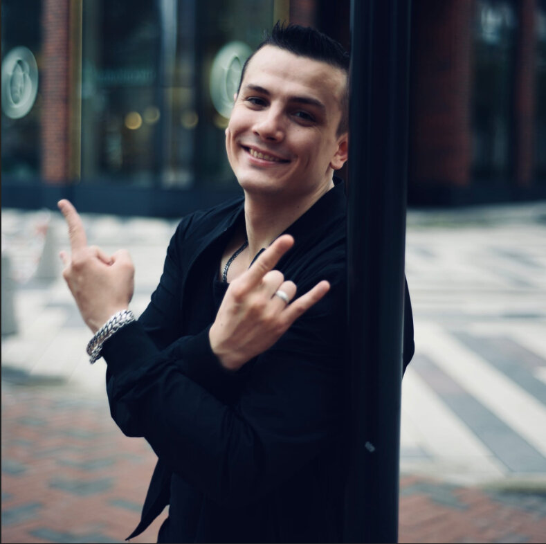 Юрий Николаенко