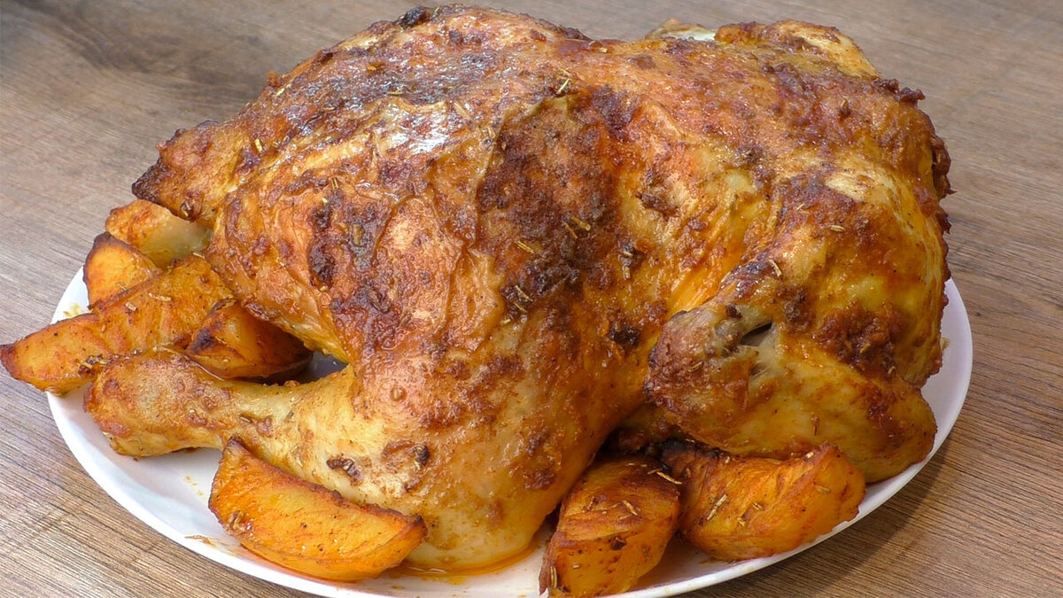 как запечь целую курицу на соли