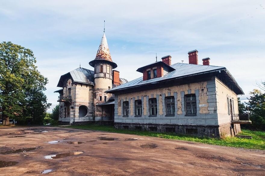 Здание больницы