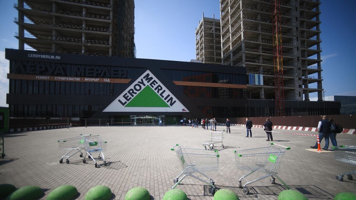    Магазины "Леруа Мерлен" продолжают работать в условиях режима повышенной готовности в Москве© РИА Новости / Евгений Одиноков