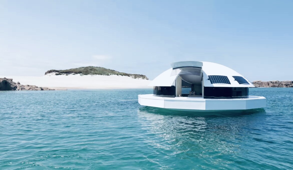 Капсула рассчитана на 2-4 человек  