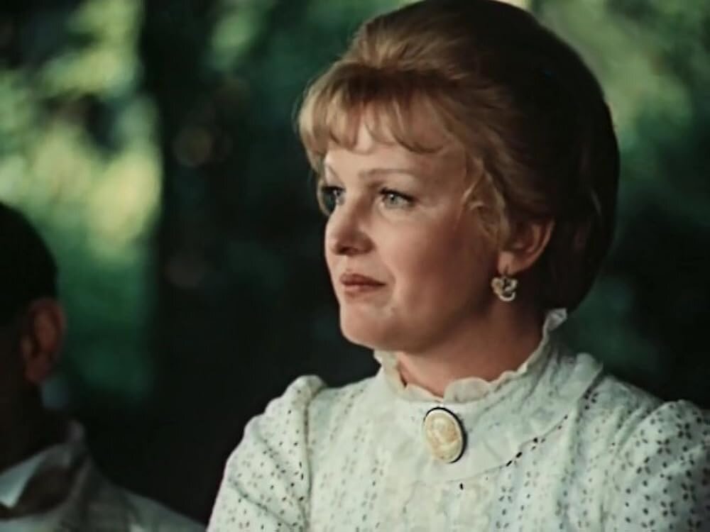 Фото из открытых источников интернетMV5BMDc0Yjg4MDEtMTI0OC00MzJlLThkNGQtOGJjY2E1YjI0NmFlXkEyXkFqcGdeQXVyNjg3MTIwODI@._V1_FMjpg_UX1000_.jpg Кадр из фильма «Жизнь Клима Самгина» 