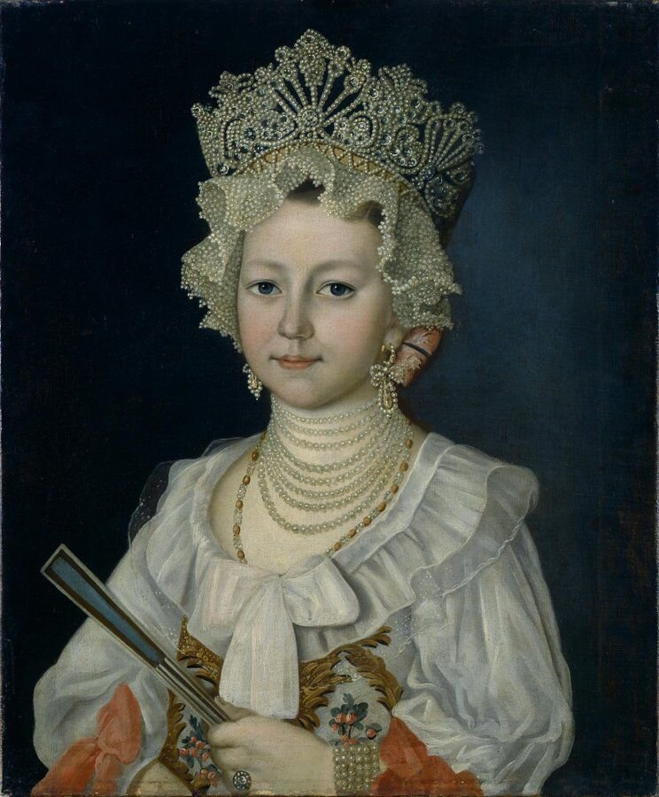 Девушка в праздничном костюме. XIX век. Неизвестный художник.