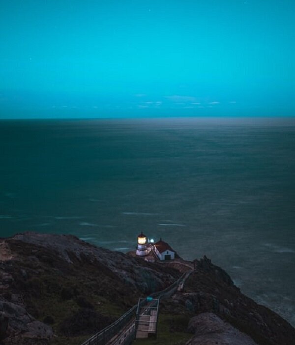 https://unsplash.com/photos/wVjoNpcTHxM