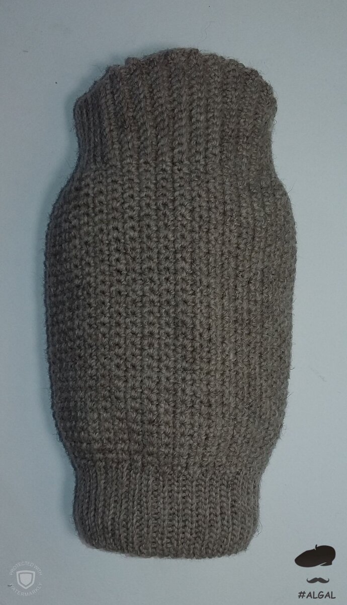 Связанный наколенник