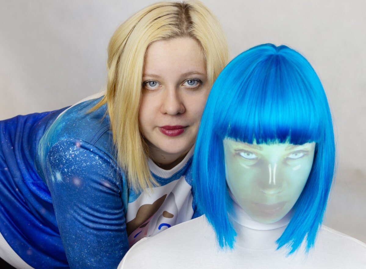 я и грустный РобоКлон, который не хочет работать))