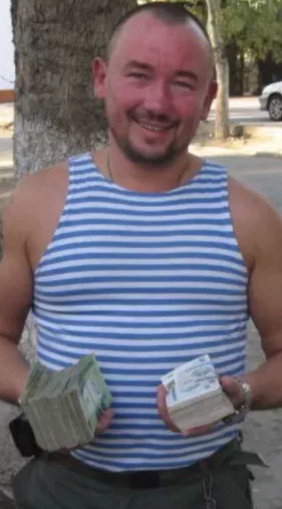 артем шейнин. национальность ведущего шейнина. национальность ведущего шейнина. ведущий артем шейни. журналист артём шейнин телеведущий.