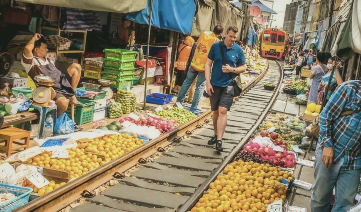 Рынок Меклонг