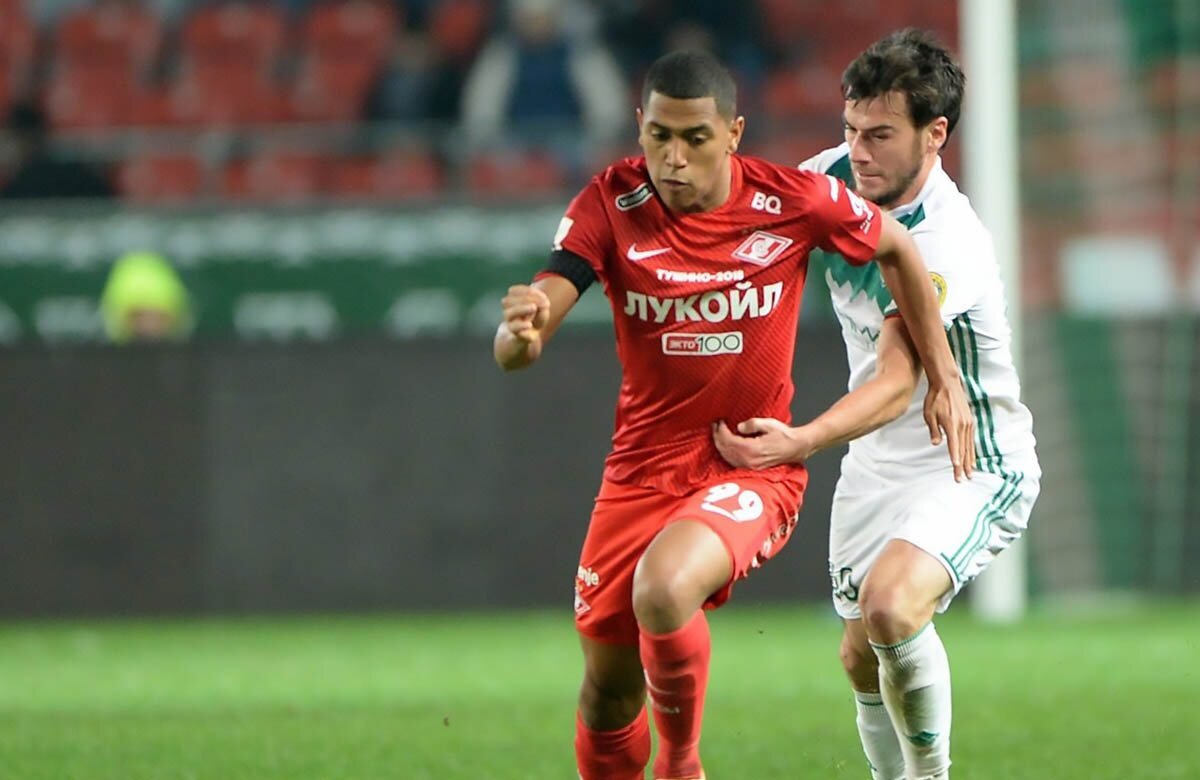 Спорт экспресс футбол рфпл. Игрок Спартака бразилец. Спартак-2 Роша. Футболист Спартака в Ахмате. Чемпионат России.