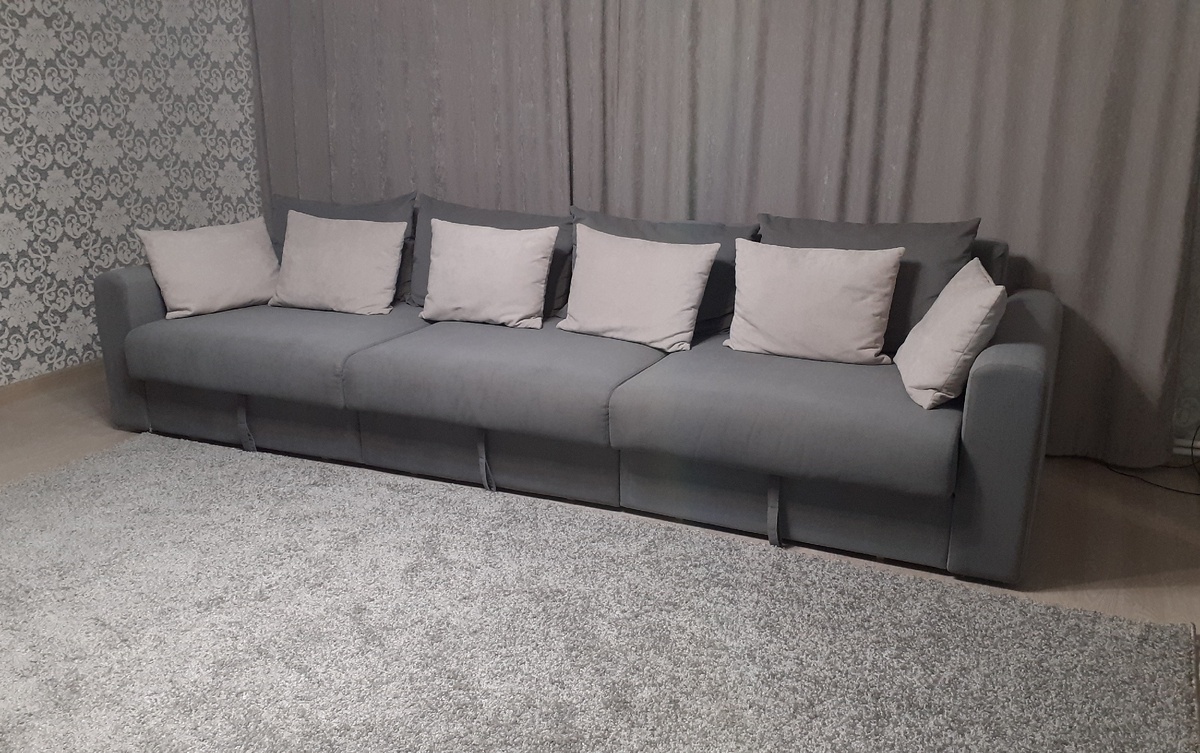 Он идеально вписался в наш интерьер.