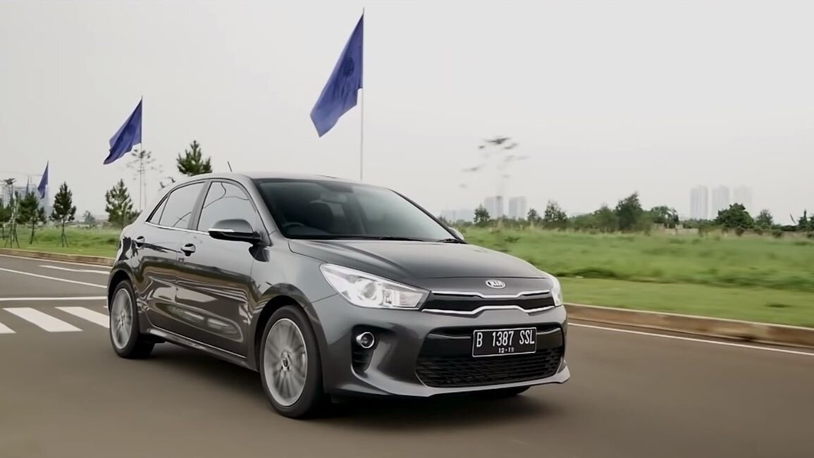 Включи новинки 2020. Rio x-line 2020. Киа Рио х-лайн 2020. Новый Kia Rio x-line 2020. Киа Рио х-лайн 2020 комплектации