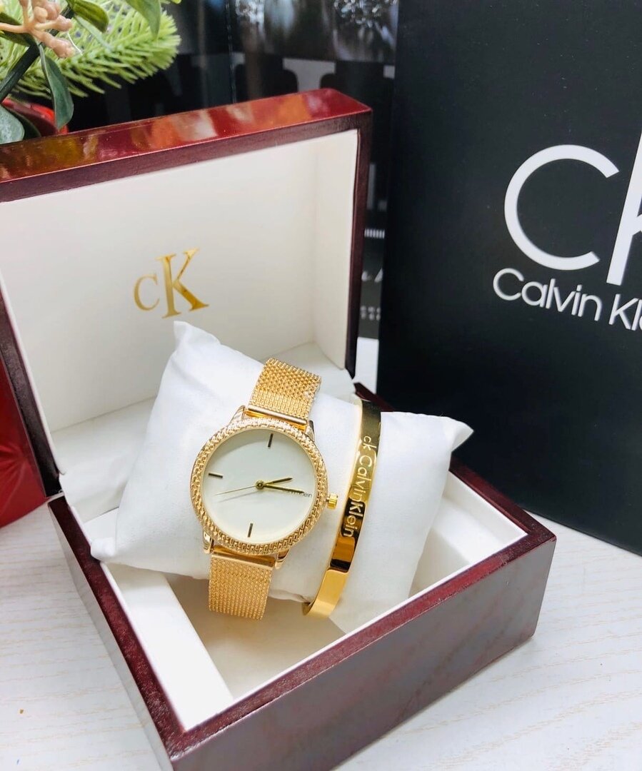 Фото взято из онлайн-магазина  watch_shine в Instagram 