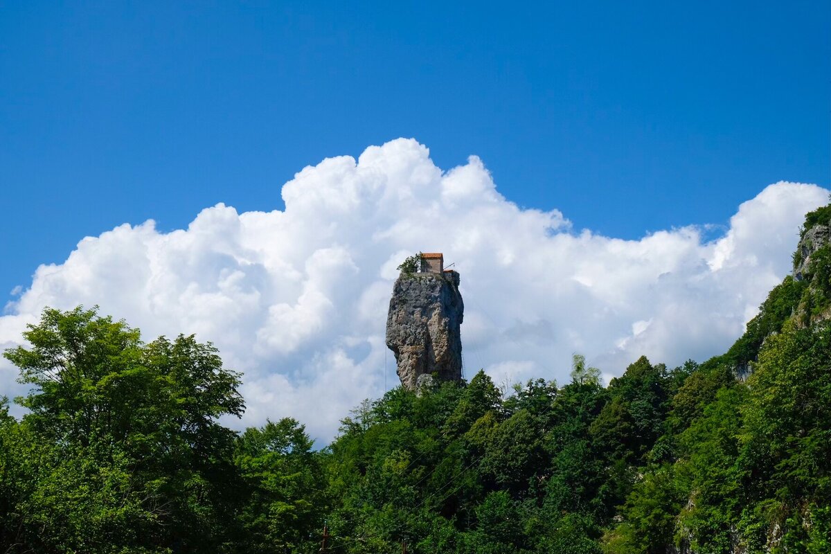 Кацхинский столп