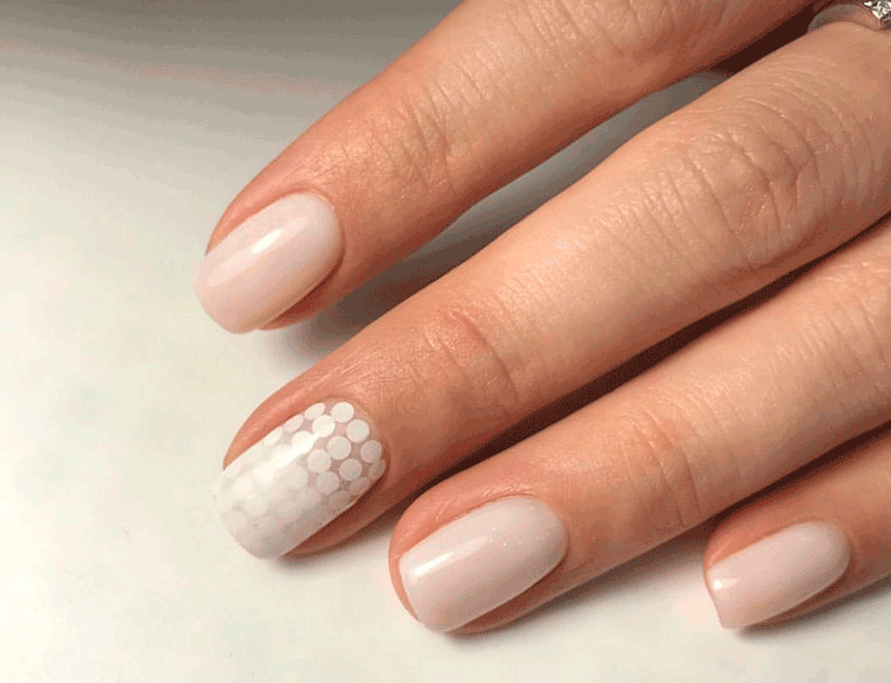 Как выглядит маникюр богатой девушки?