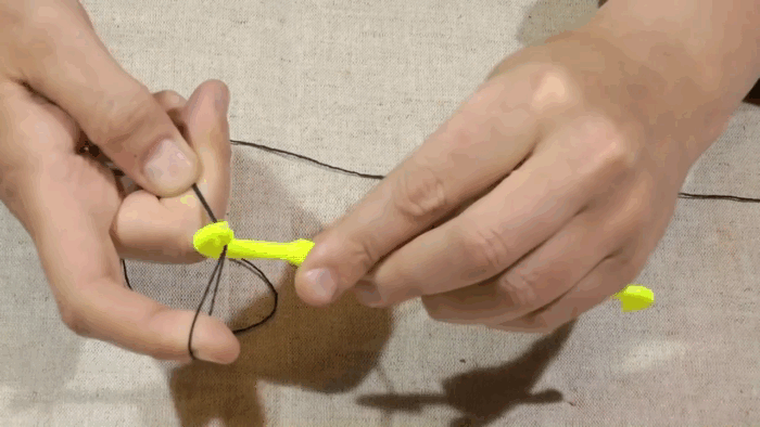 Вяжем петлю покупным петлевязом