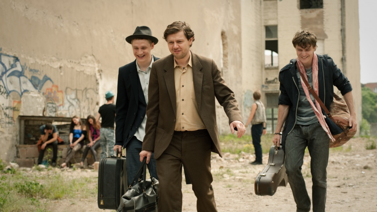 Кадр из фильма «Я нормально супер гуд» (2012)