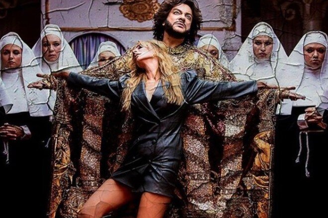 fkirkorov. Тот самый балахон