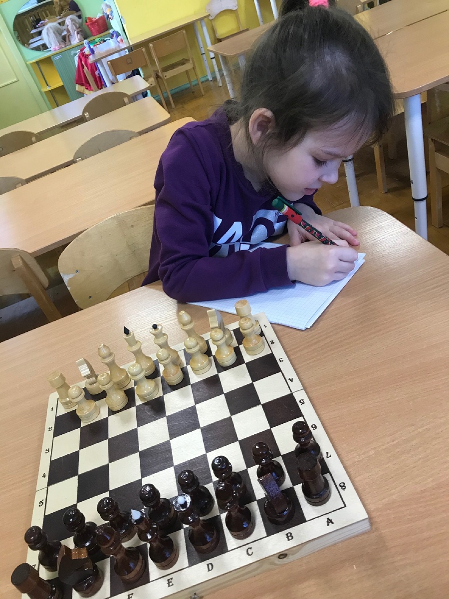 Один из моих маленьких шахматистов😍