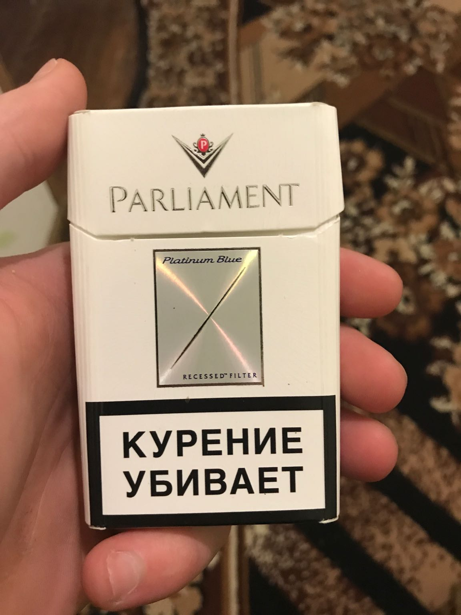 Пачка парламента аква блю. Сигареты парламент компакт Сильвер. Парламент Аква компакт сигареты. Сигареты парламент Силвер Блю. Парламент платинум Сильвер.