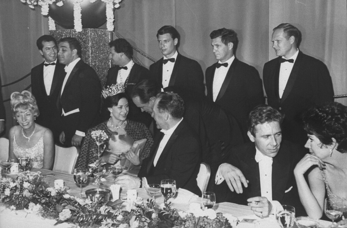 взято из свободных источников