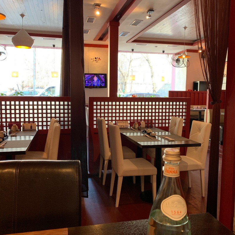 Кафе цветение сакура москва. Плейс москва ресторан. Сакура place ресторан москва. Ресторан японский сакура в москве. Сакура плейс ресторан.