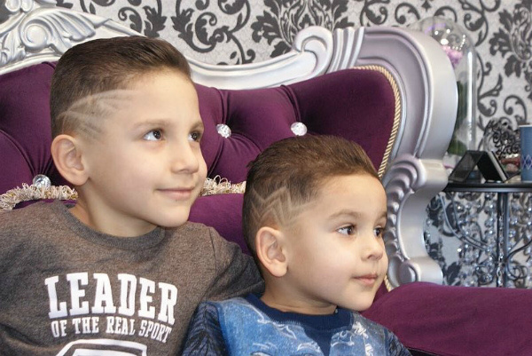 Братья очень довольны Мариной, мастером своего дела