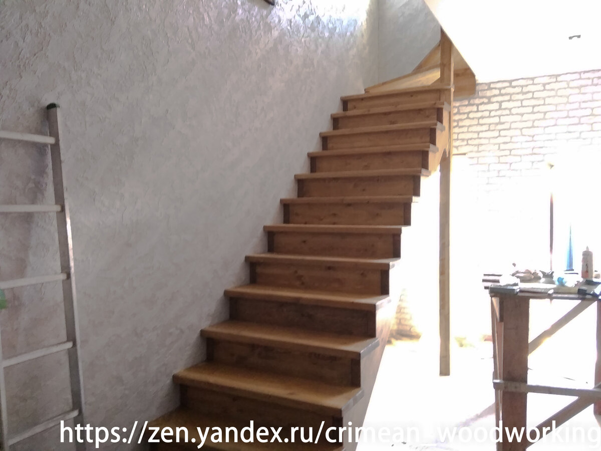 Изначально планировали просто прямой марш в другую сторону, на момент заказа лестницы концепция изменилась