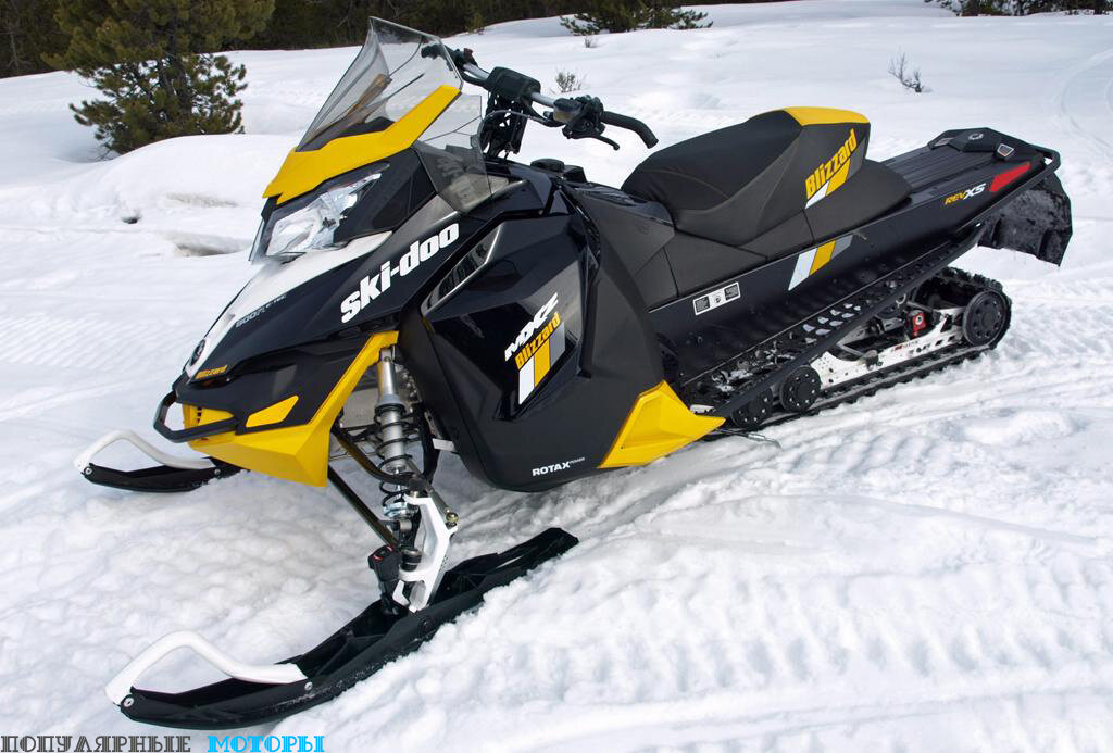 Ski doo 2025. Снегоход BRP Ski-Doo. Снегоход BRP 800. Снегоход Ski Doo MXZ x800r. BRP Ski Doo 800.