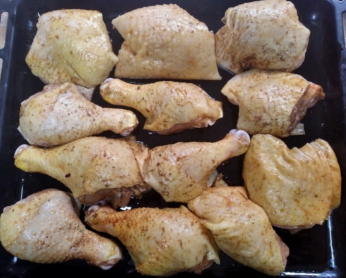 жареные окорочка в духовке с хрустящей корочкой. голень куриная. окорочка в духовке. окорочка рецепты видео. окорочка жареные.