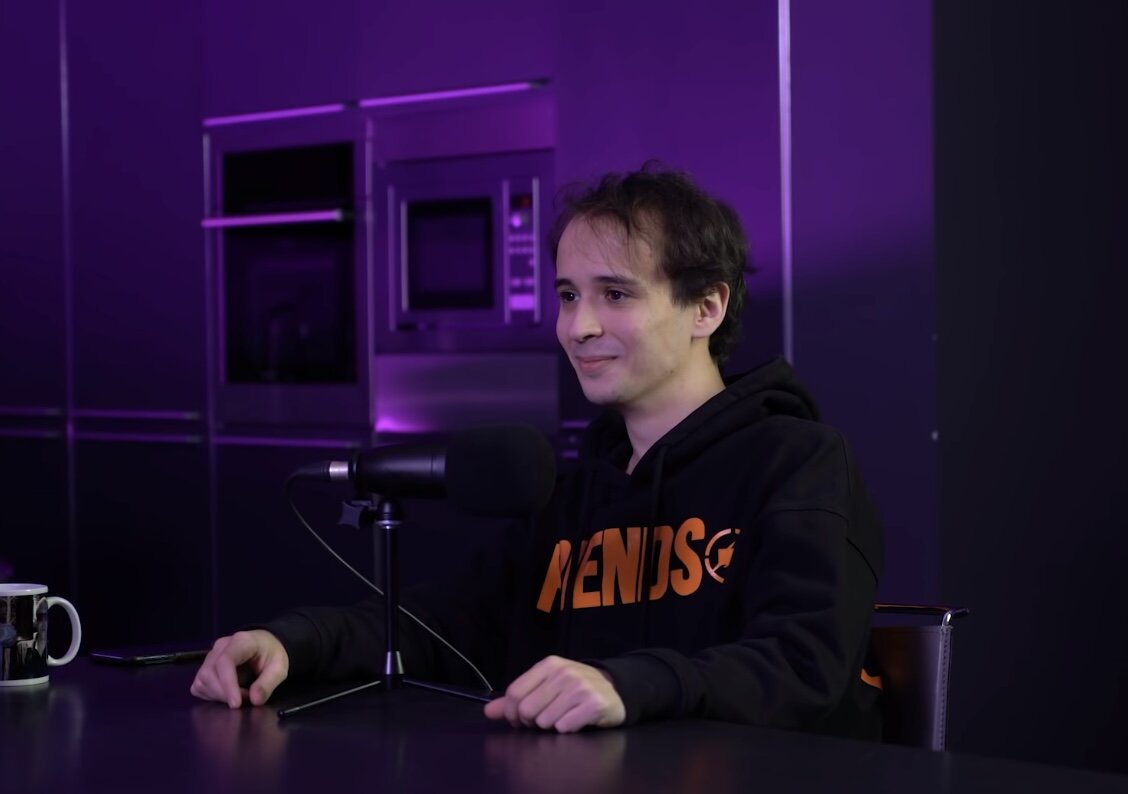 Slava Marlow на интервью у Джарахова