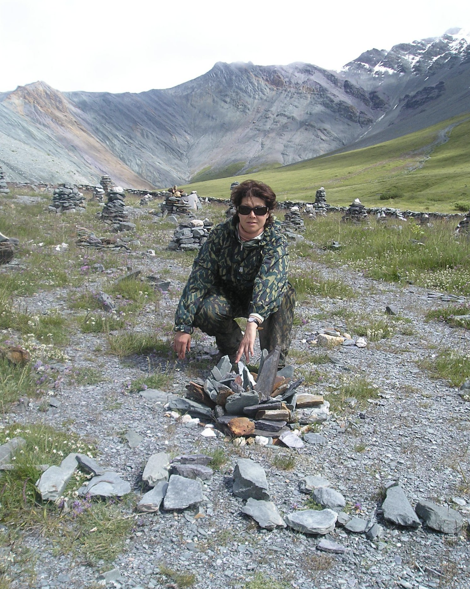 Это я в горах Алтая. В долине реки Ярлу на поляне эдельвейсов. Фото Любови Пестовой