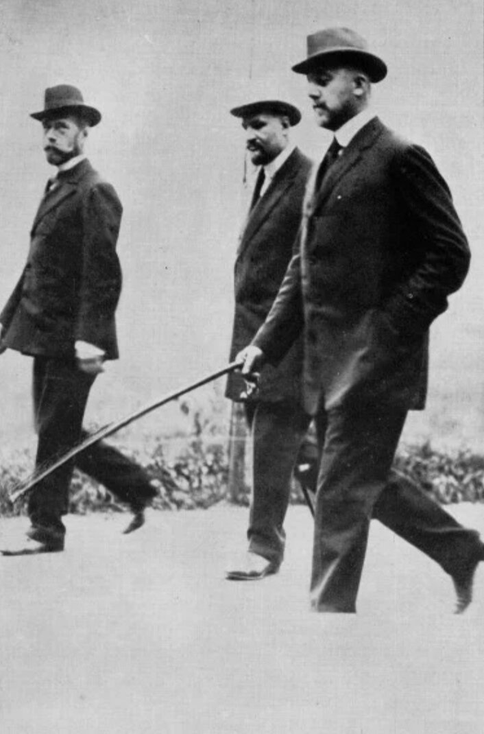 Император Николай II, Е. Боткин и флигель-адъютант А. Дрентельн, Германия, 1909 год