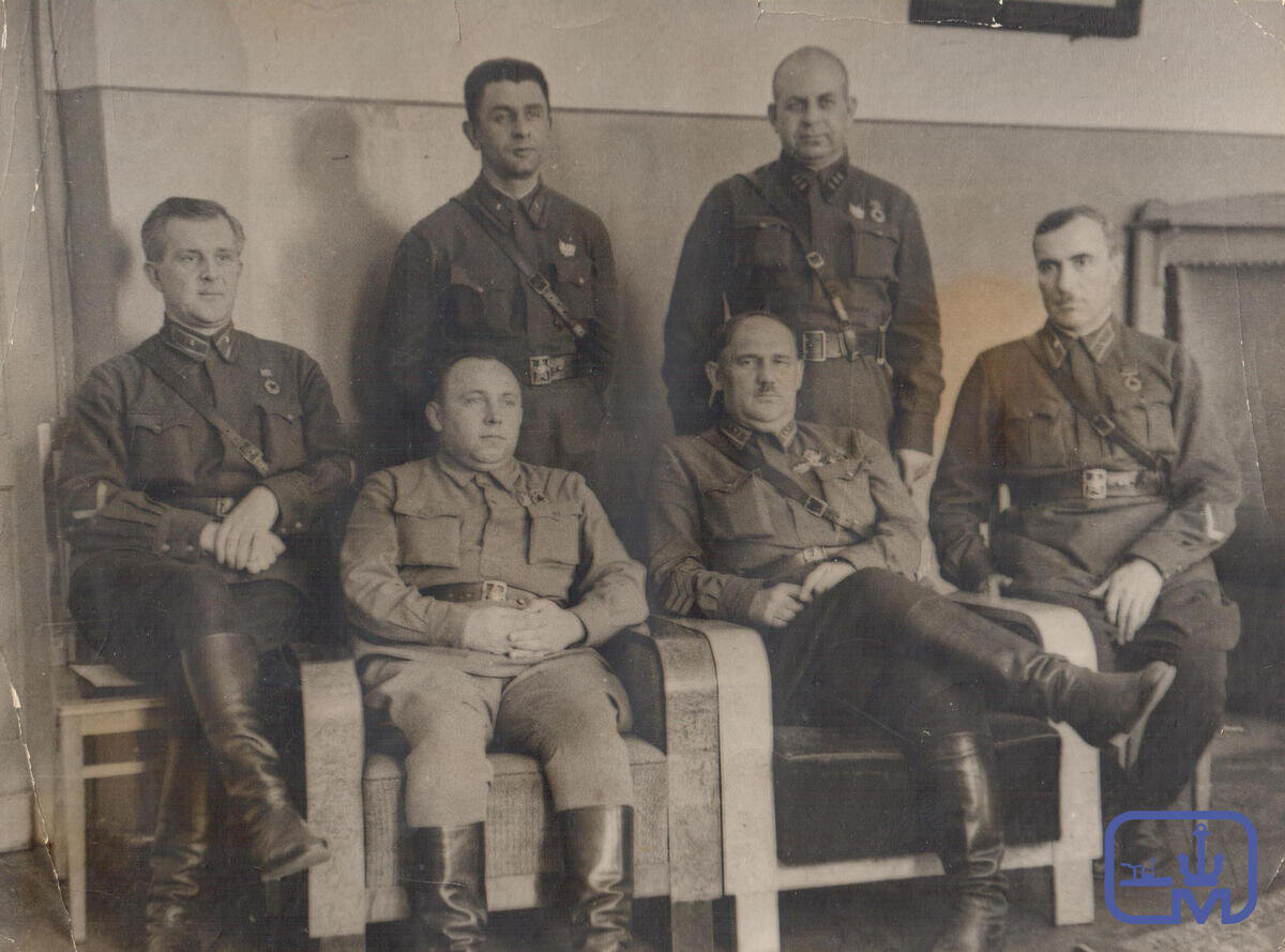 Члены Военного совета 14-й армии. М.И. Старостин - второй слева. Фото из фондов Мурманского областного краеведческого музея