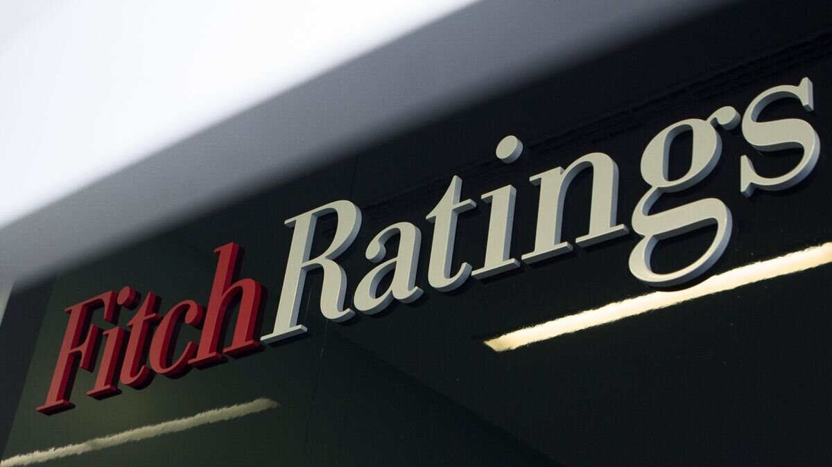    Логотип агентства Fitch Ratings© РИА Новости / Виталий Белоусов