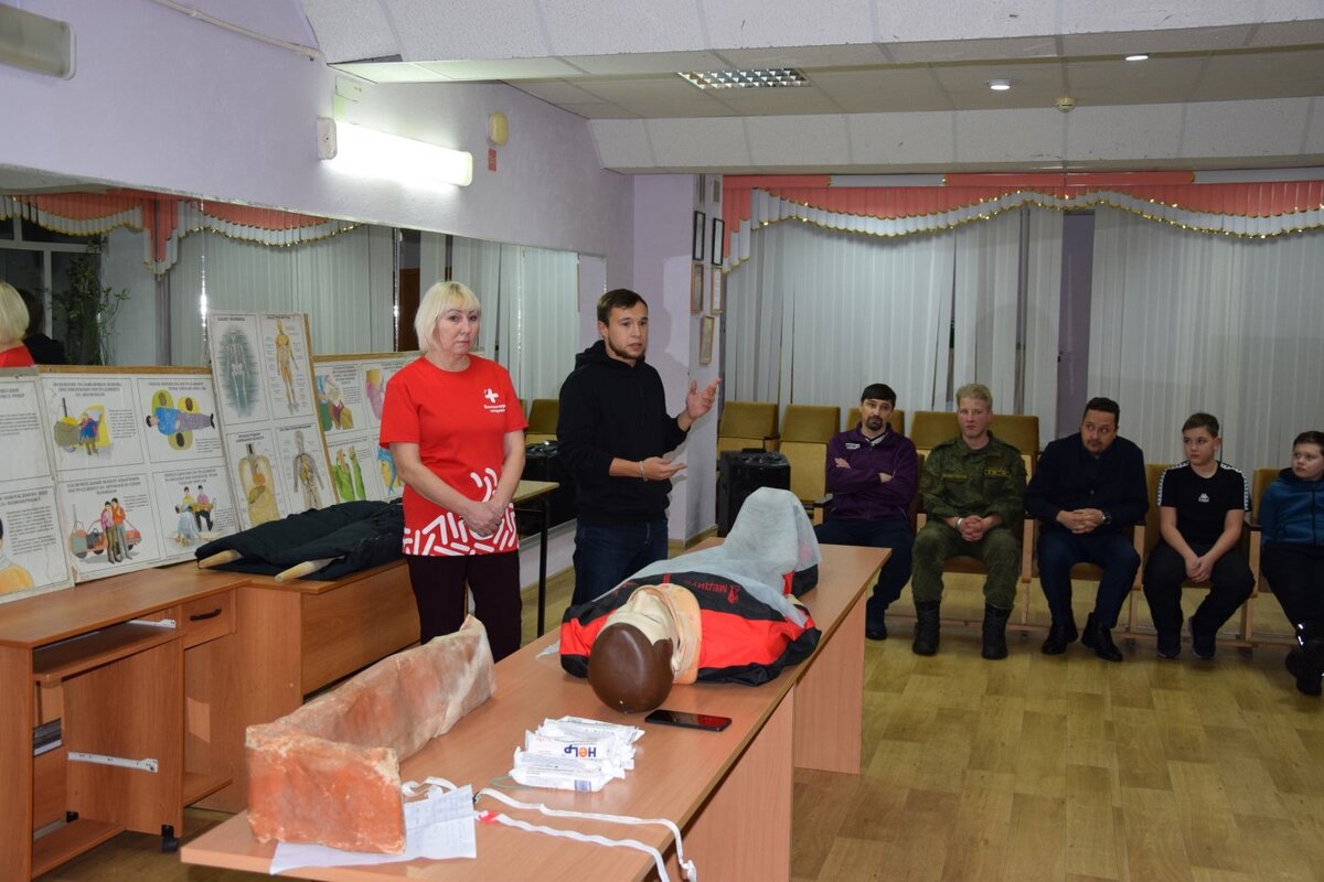    В Мегионе стартовали курсы молодого бойца