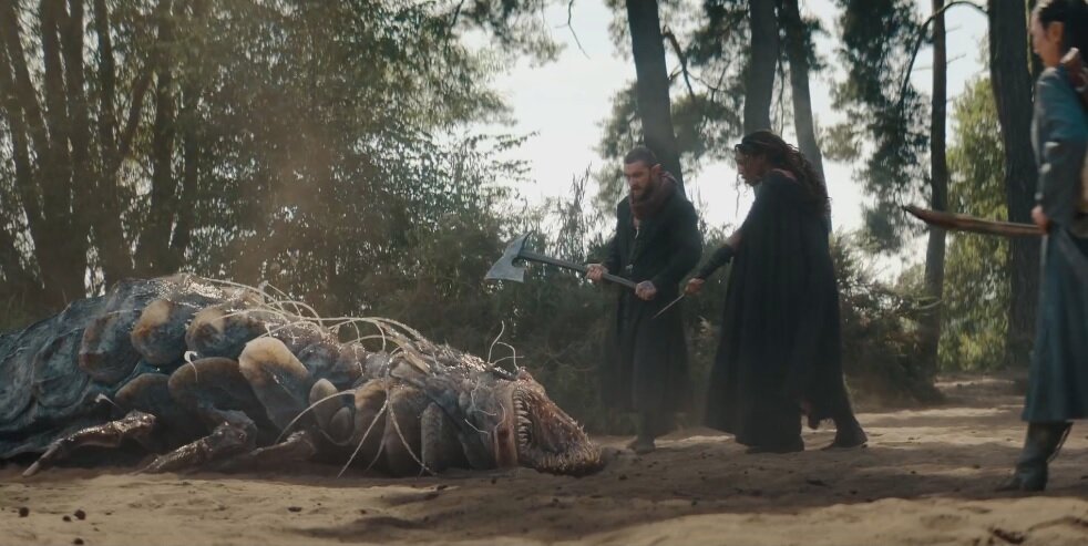 Думаю, роль зверька сыграла личинка стрекозы. Только добавили ей vagina dentata и решили, что никто не узнает.