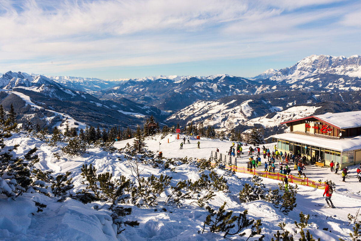 Центр зимнего спорта в австрии. Курорт Bad Zell , Австрия. Альпы горнолыжка. Австрия Альпы. Австрийские Альпы курорты.